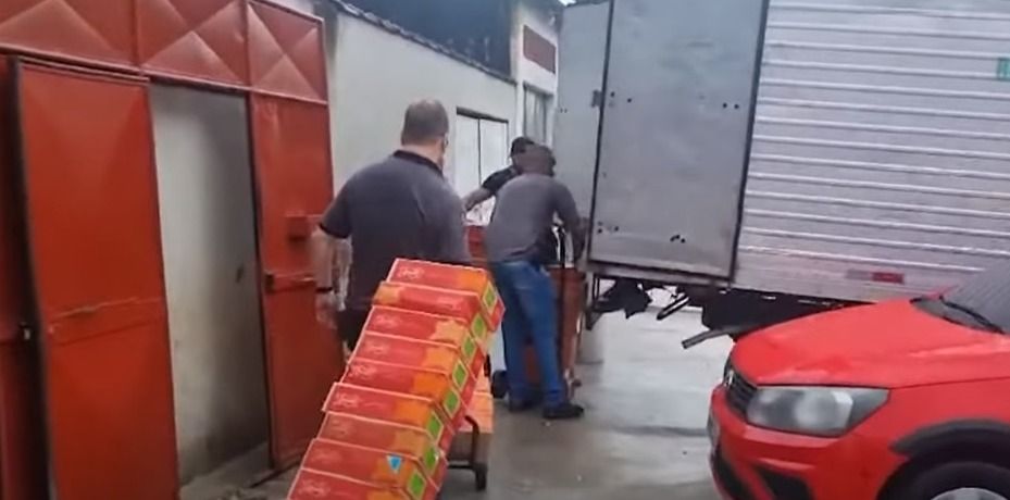 Em operação, polícia desmantela quadrilha especializada em roubo de cargas no Rio Em operação, polícia desmantela quadrilha especializada em roubo de cargas no Rio