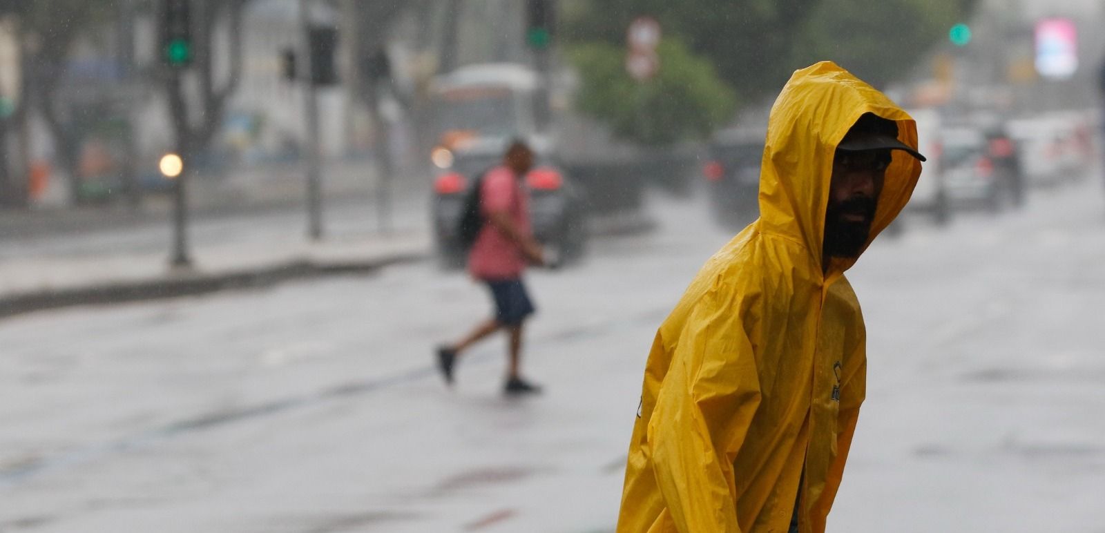 Chuva volta a deixar São Paulo em estado de atenção