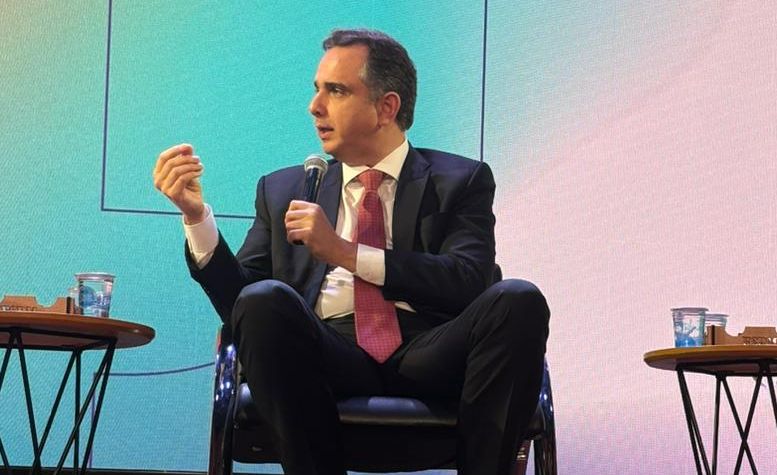 O presidente do Congresso, Rodrigo Pacheco, em evento da Abraji. | Emanuelle Menezes/SBT News