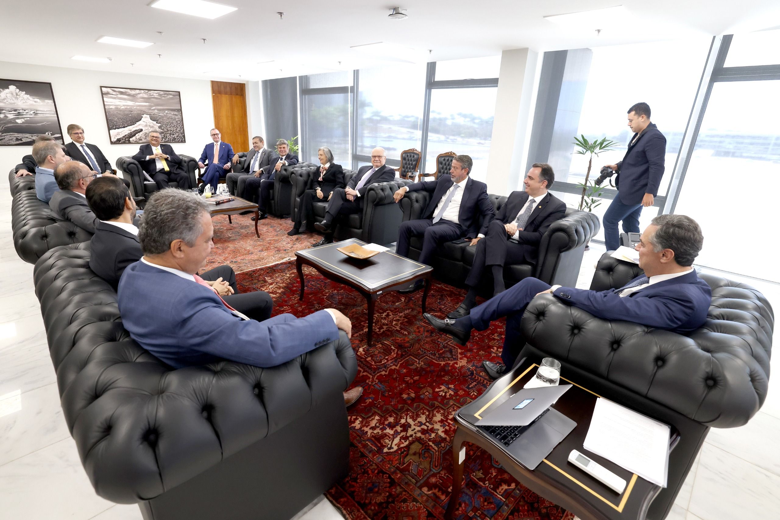 Entenda o que muda nas emendas parlamentares após a reunião dos Três Poderes 