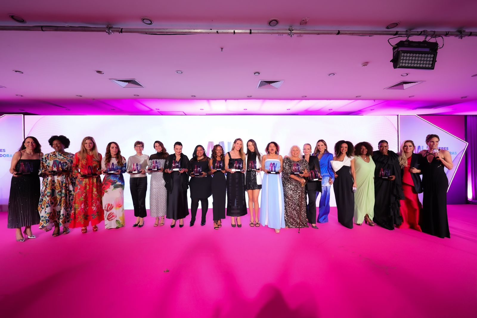 Lideranças femininas de várias áreas foram reconhecidas no prêmio Mulheres Inspiradoras. | Divulgação