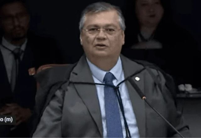 Dino pede vista e suspende julgamento no STF sobre escolas cívico-militares em SP