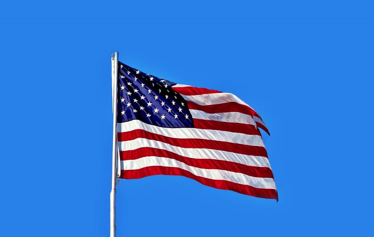 Nova lei de Trump deve deixar visto para os EUA R$ 1,4 mil mais caro