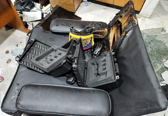 Maletas sem armas em sala do GSI (Reprodução/WhatsApp)