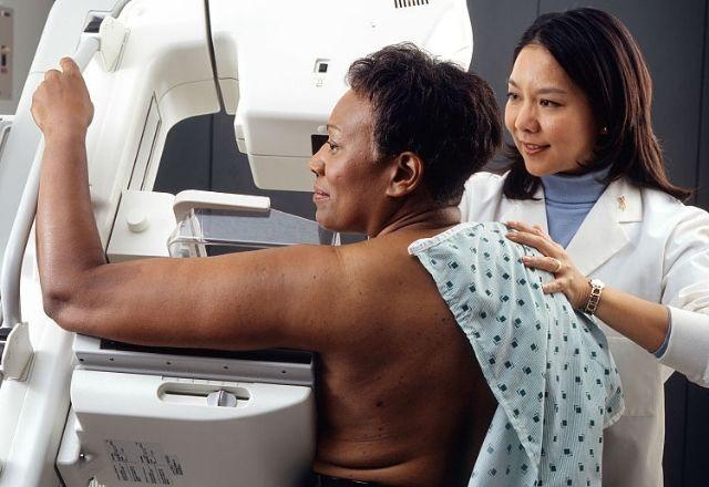 Pesquisa englobou dados da população feminina do Estado de São Paulo, no período de 2000 a 2017 | National Cancer Institute/Wikimedia