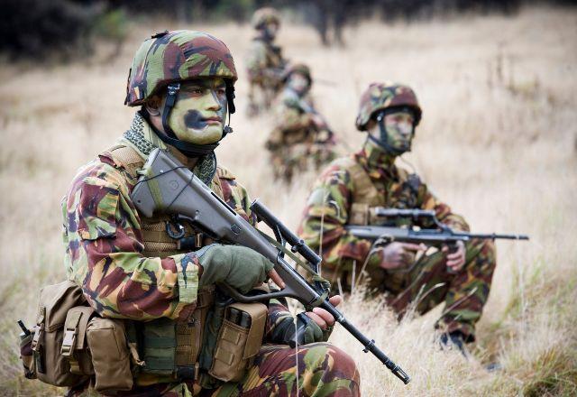 ONU: gastos militares globais chegam a US$ 2 trilhões por ano ONU: gastos militares globais chegam a US$ 2 trilhões por ano