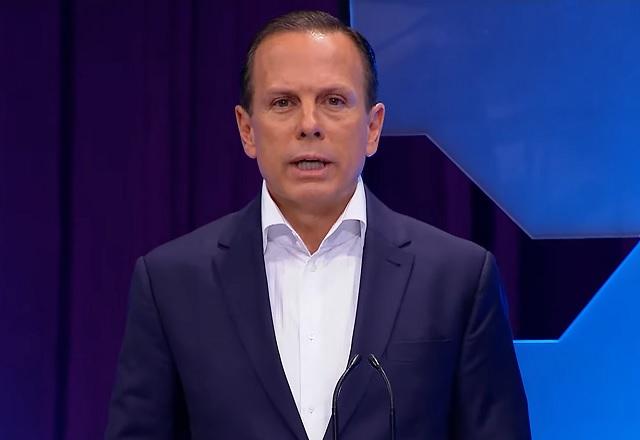 Doria participando de debate (Reprodução/YouTube)