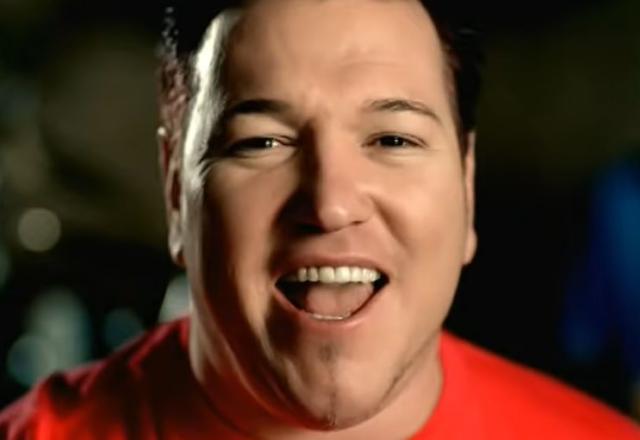 Steve Harwell, ex-vocalista do Smash Mouth, morre aos 56 anos (Reprodução/YouTube)