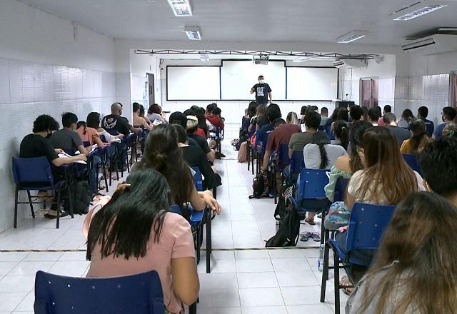 Estudantes (Reprodução/Youtube)