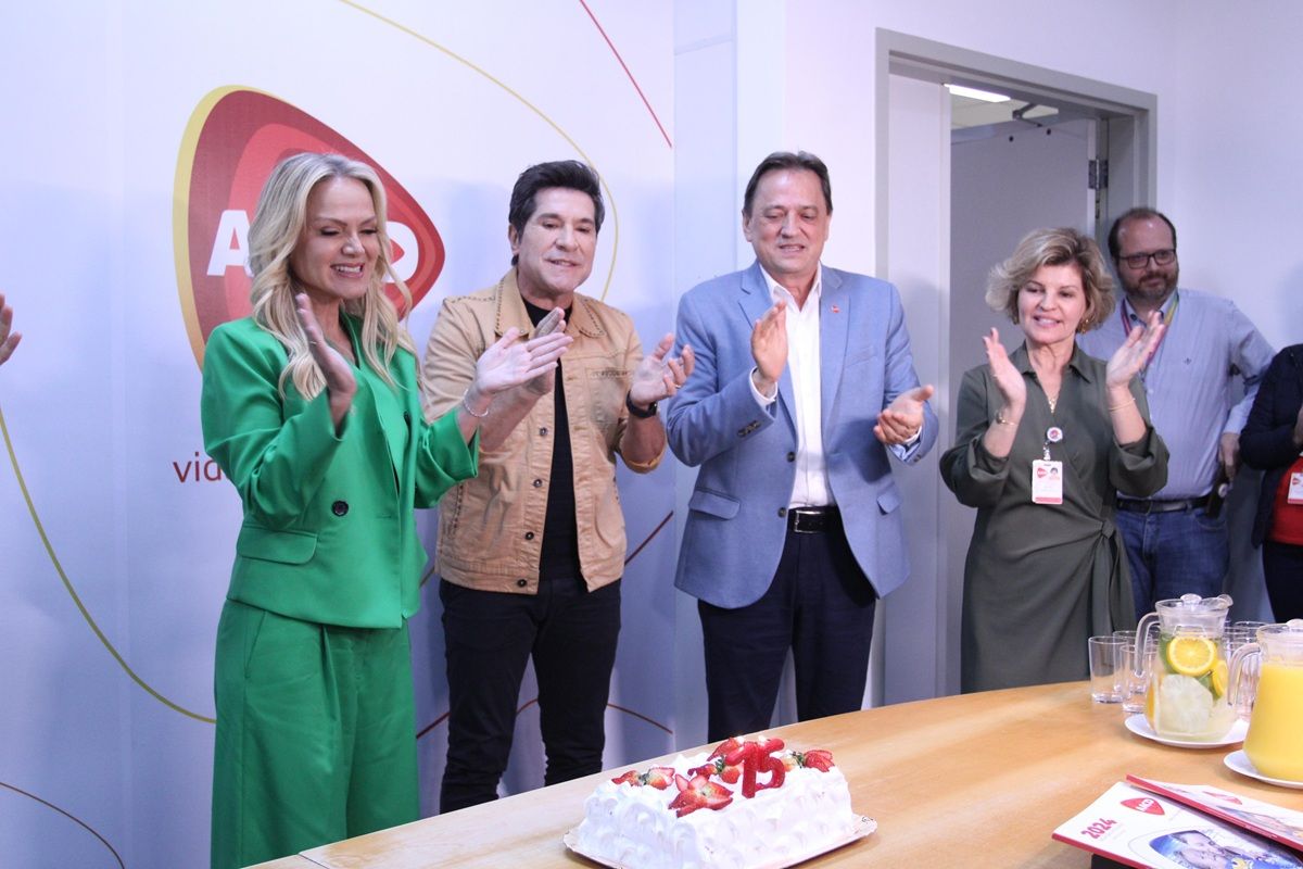 Eliana e Daniel em comemoração dos 75 anos da AACD. | Divulgação/AACD