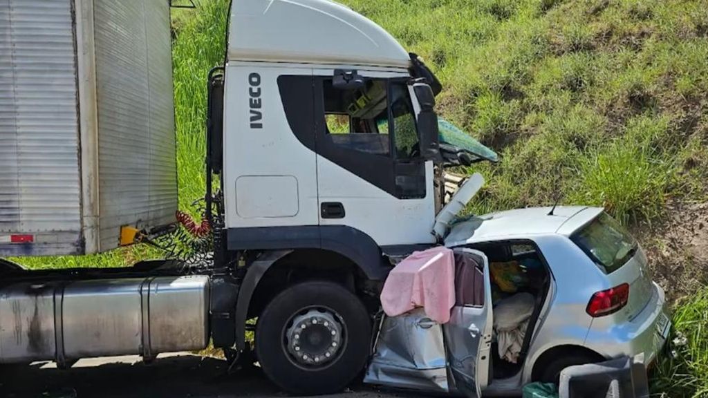 Câmera do caminhão flagrou acidente com quatro mortes | Reprodução