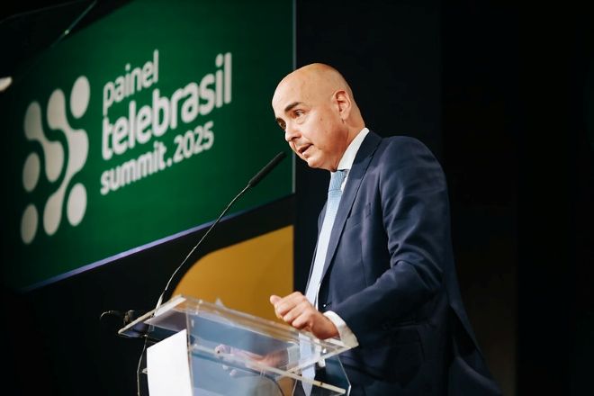 Alberto Griselli, novo presidente da Telebrasil e da Conexis, durante a 51ª edição do Painel Telebrasil | Divulgação/Conexis Brasil Digital