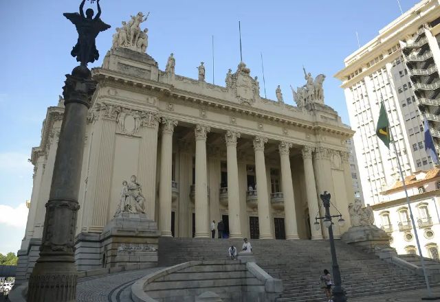 Novo presidente da Alerj será escolhido nesta sexta (17) com ameaça de retirada de deputados do plenário
