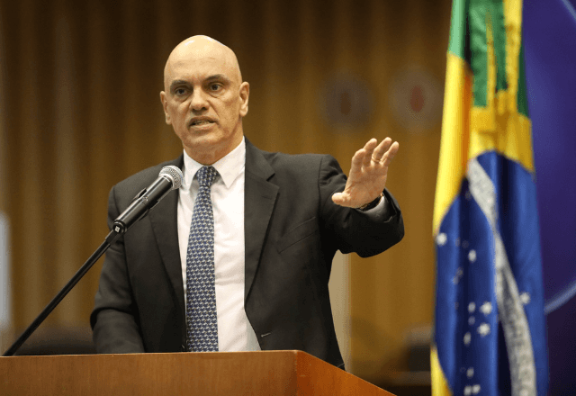 O ministro Alexandre de Moraes em Fórum Internacional de Justiça e Inovação em 2023 | Reprodução Alejandro Zambrana/TSE