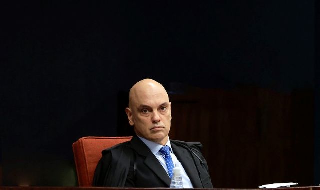 Moraes nega pedido de visita de Milei a Bolsonaro Moraes nega pedido de visita de Milei a Bolsonaro