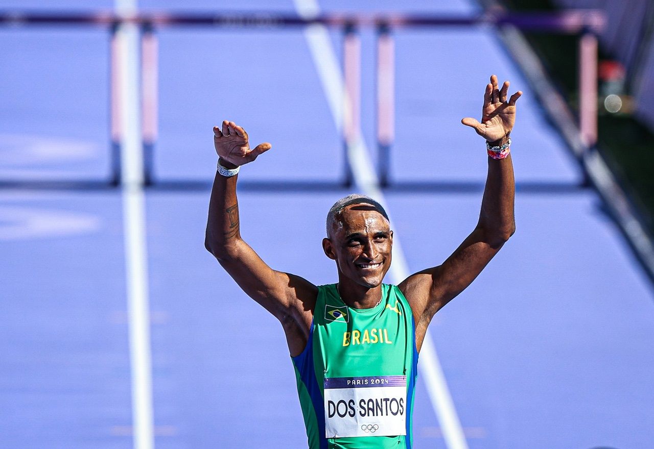 Piu se classificou para a final dos 400 metros com barreiras (Foto: Wander Roberto/COB)