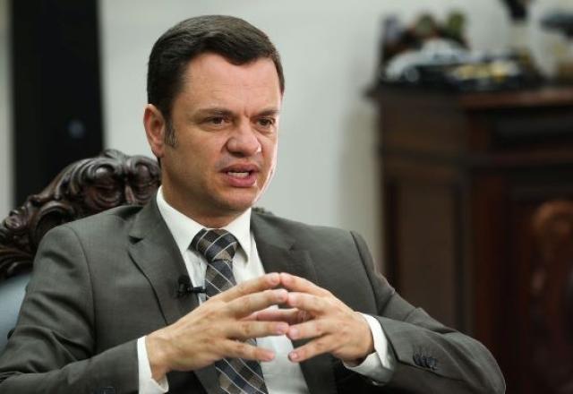 anderson torres