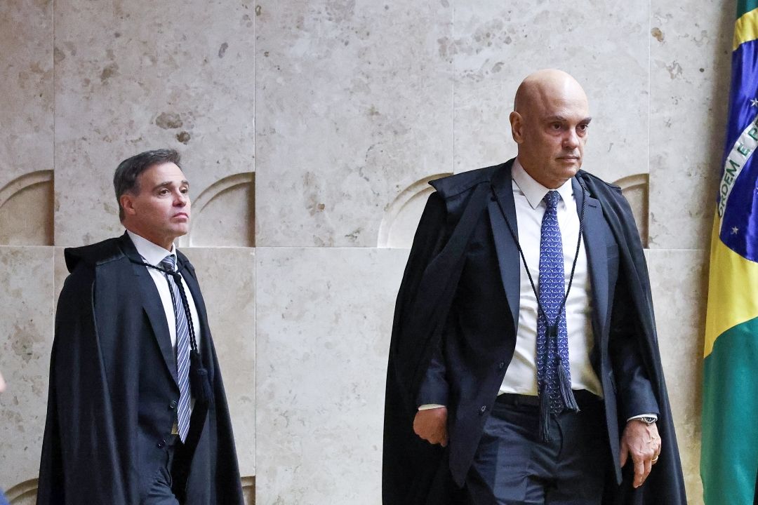 Após acusações, Mendonça agradece apoio de religiosos Após acusações, Mendonça agradece apoio de religiosos