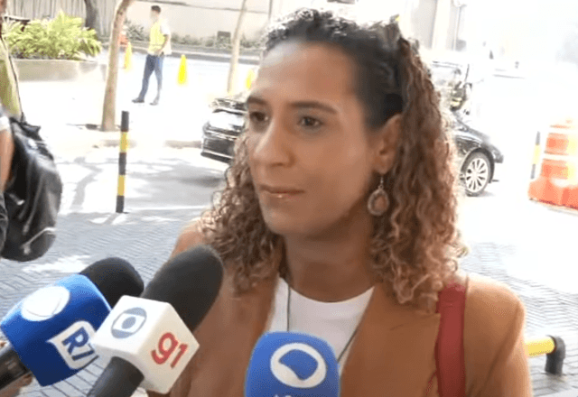 Anielle Franco chega para o segundo dia de julgamento dos assassinos confessos da irmã, Marielle Franco | SBT