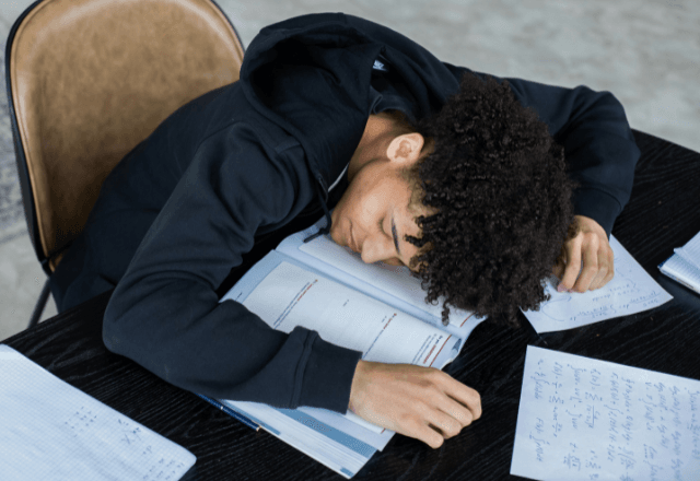 Poucos dias para o Enem: professor e psicóloga dão dicas para estudantes se prepararem para as provas. | Foto: Pexels