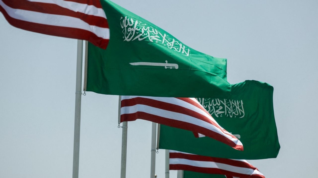 Trump exige pacto com Israel para acordo nuclear saudita Trump exige pacto com Israel para acordo nuclear saudita