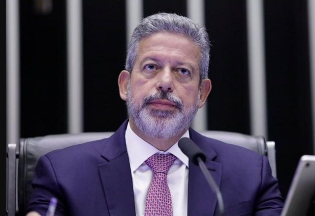 O governo federal anunciou nesta semana um pacote de corte de gastos e uma proposta de isenção do Imposto de Renda | Mário Agra/Câmara dos Deputados