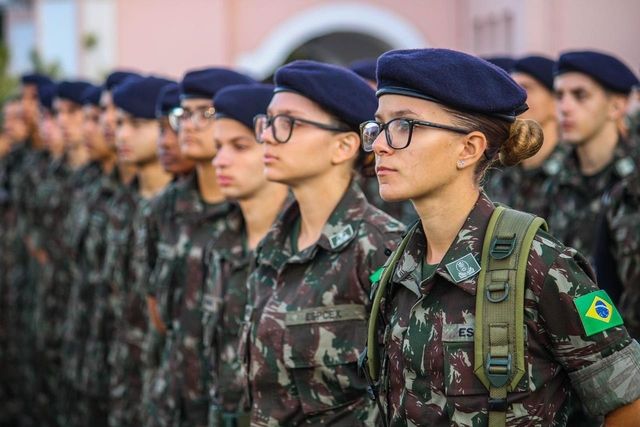 Mulheres no Exército | Divulgação/Academia Militar das Agulhas Negras