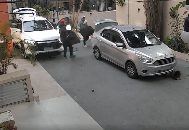 Quadrilha invade residência de mexicanos | Reprodução