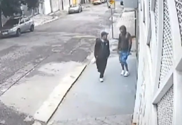 Homem é amarrado com coleira de cachorro durante assalto em SP