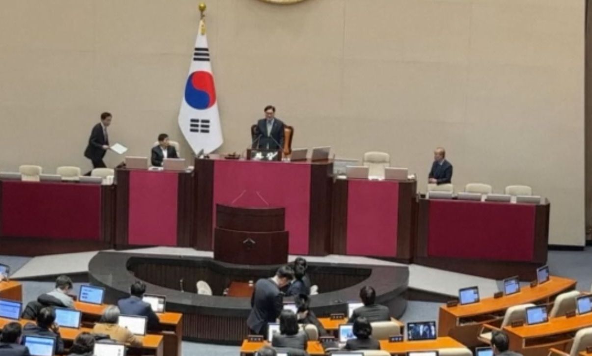 Parlamento da Coreia do Sul vota para bloquear lei marcial decretada pelo presidente