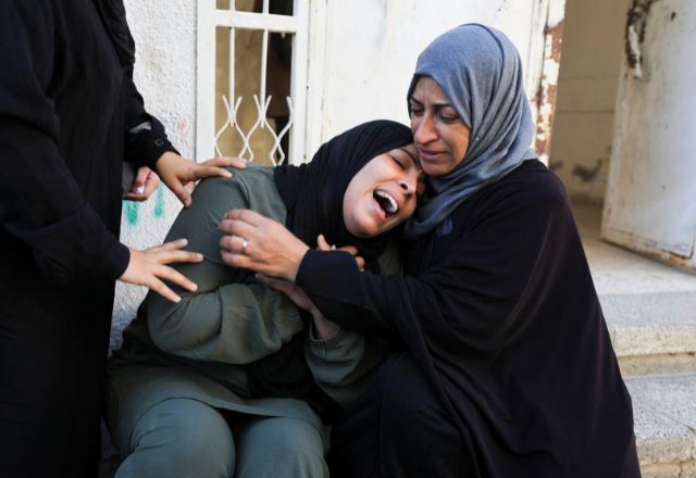 Ataques israelenses matam cinco pessoas em Gaza e na Cisjordânia, dizem médicos | REUTERS/Dawoud Abu Alkas