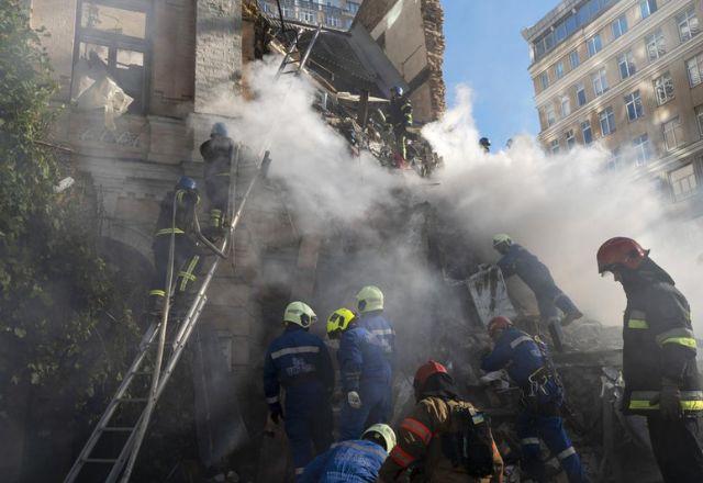 ataque_kamikaze_kiev
