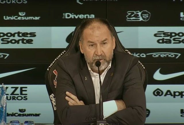 Ministério Público oferece denúncia contra Augusto Melo e ex-diretores do Corinthians 