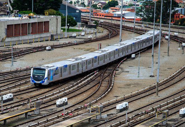 aumenta tarifa do metro e trem