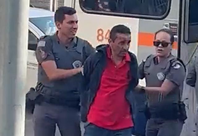 Vítimas de ataque a ônibus em Piracicaba são enterradas Vítimas de ataque a ônibus em Piracicaba são enterradas
