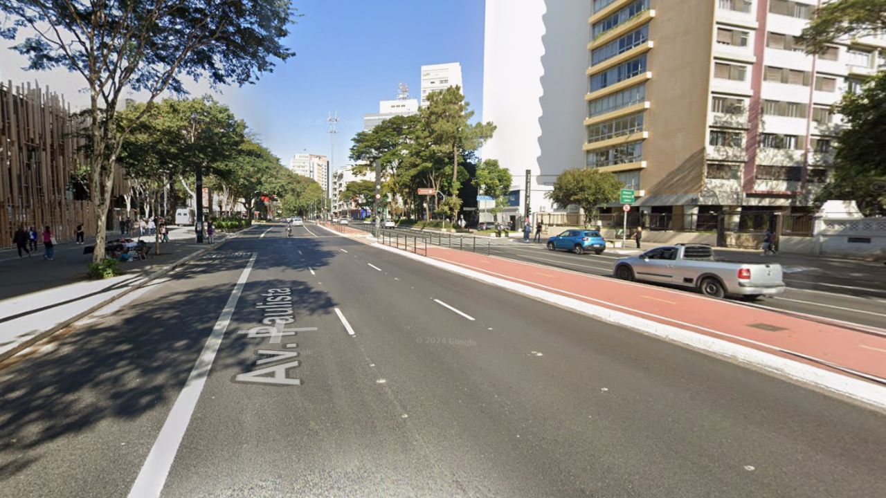 Explosão deixa feridos na Av. Paulista em dia de ato de Lula Explosão deixa feridos na Av. Paulista em dia de ato de Lula