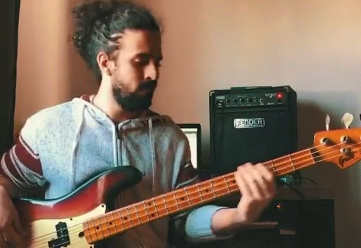 Baixista de banda de pop-rock perde quatro dedos em acidente