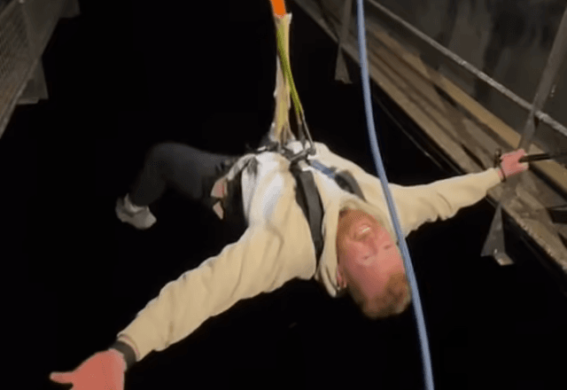 Balanço ao Luar é o primeiro e único salto noturno na Europa | Divulgação Highland Fling Bungee