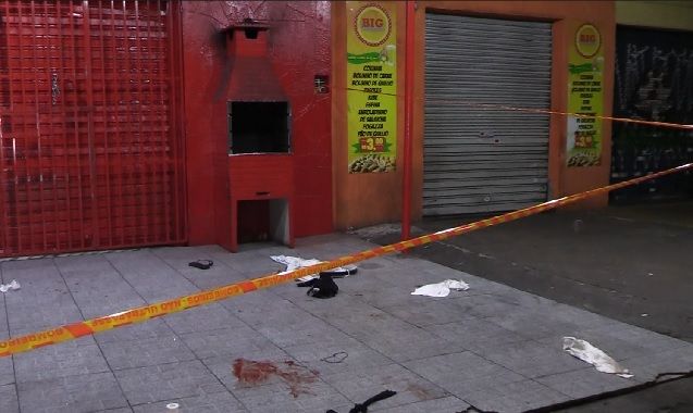 Homem morre após ser esfaqueado durante briga em bar na zona sul de São Paulo