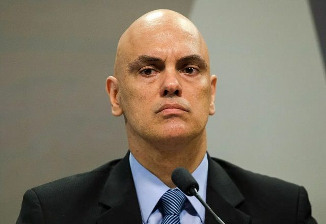 Moraes cinismo X Brasil