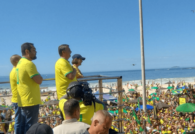 Sem citar Moraes, Bolsonaro elogia "coragem" de Musk para expor "liberdade que já perdemos"
