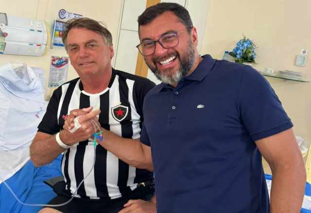 Bolsonaro volta a hospital neste domingo, após internação às pressas em Manaus