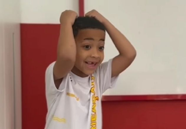 Bombeiro mirim conta como salvou bebê engasgado. | Reprodução/Redes Sociais