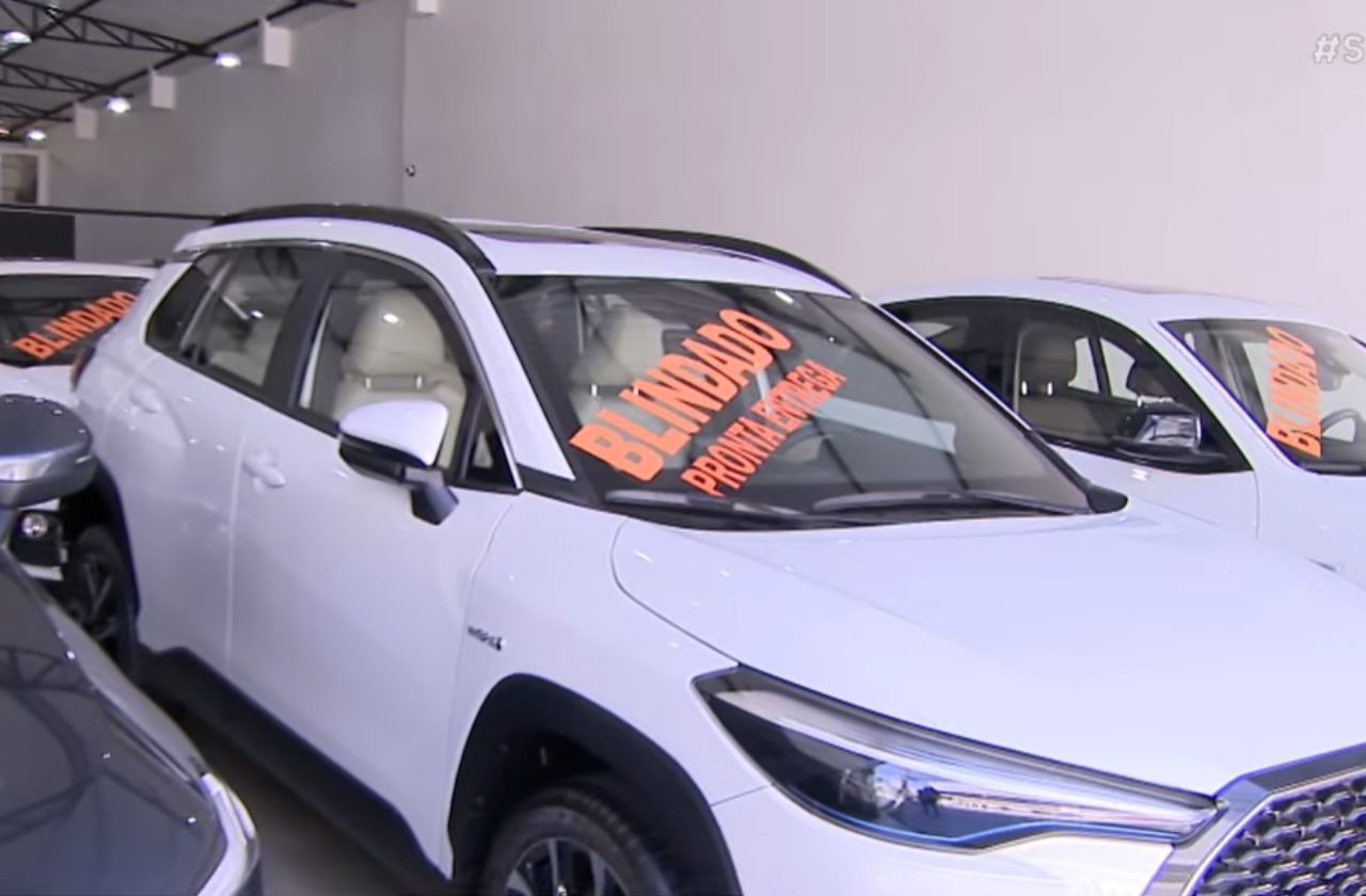 Brasil bate recorde de mais de 42 mil carros blindados em 2025 Brasil bate recorde de mais de 42 mil carros blindados em 2025