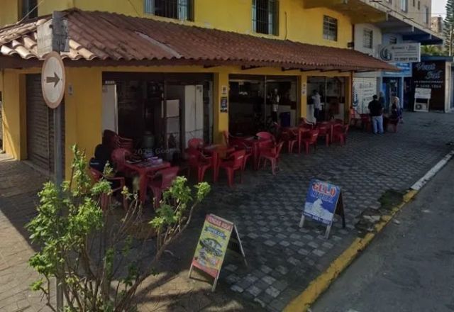 Pitbull solto na rua ataca e mata cadela shih-tzu, no litoral de SP