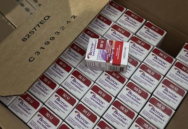 Polícia recupera carga milionária de botox roubada no aeroporto de Guarulhos (SP)