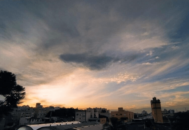 Tempo firme e calor no Sudeste e Centro-Oeste; chuva forte atinge parte do país Tempo firme e calor no Sudeste e Centro-Oeste; chuva forte atinge parte do país