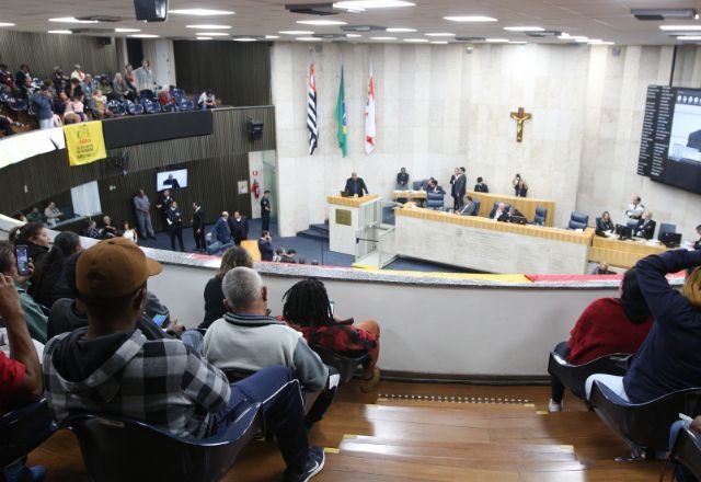 Saiba o que faz e quanto ganha o suplente de vereador Saiba o que faz e quanto ganha o suplente de vereador