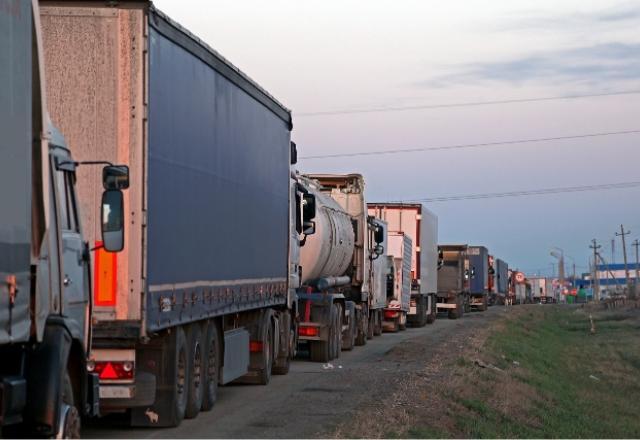 Mais de 200 pontos de bloqueio ainda são registrados em rodovias Mais de 200 pontos de bloqueio ainda são registrados em rodovias