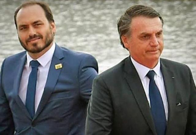 carlos bolsonaro e jair bolsonaro